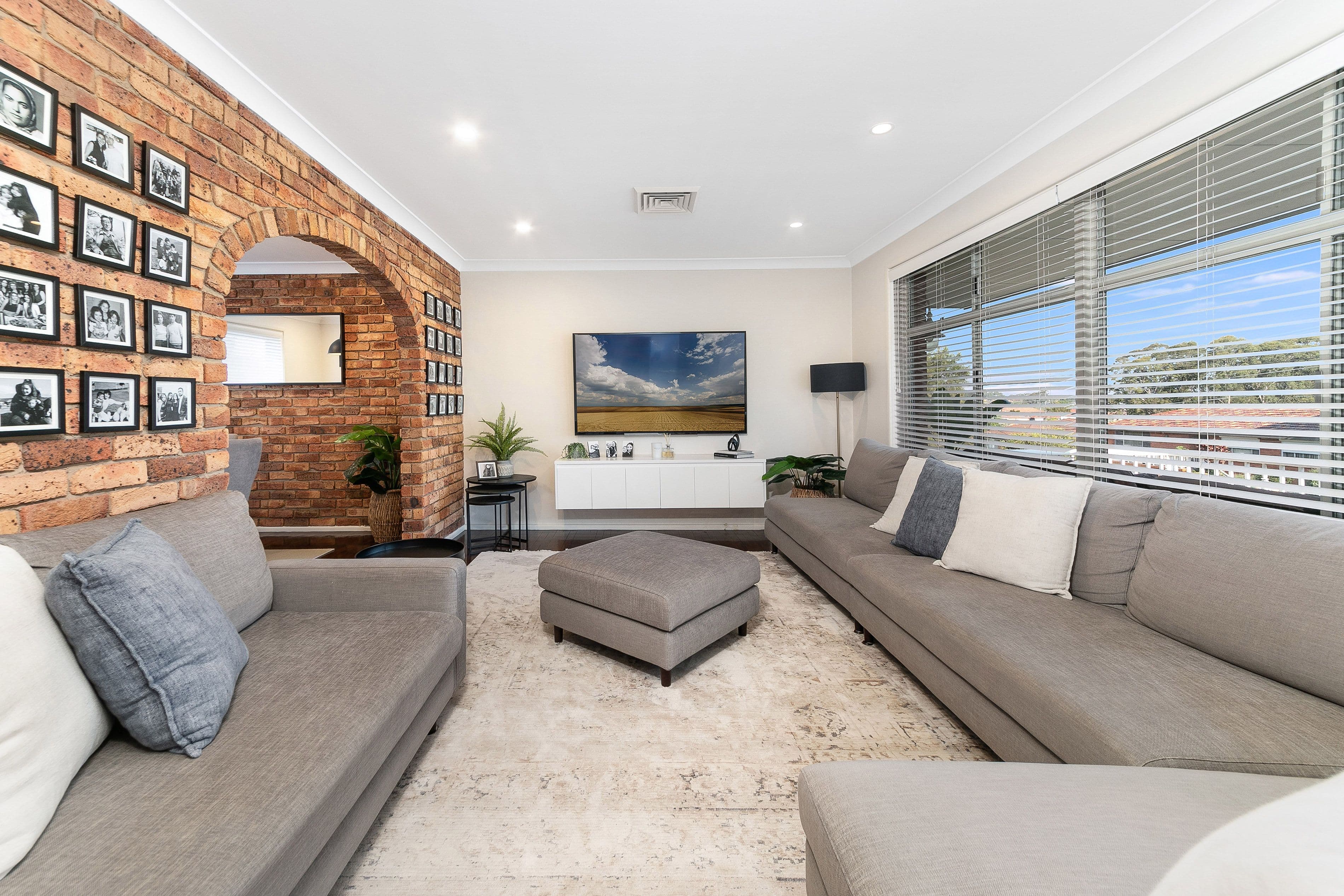 23 Lucinda Avenue, Georges Hall NSW 2198, Georges Hall - Thumbnail 5