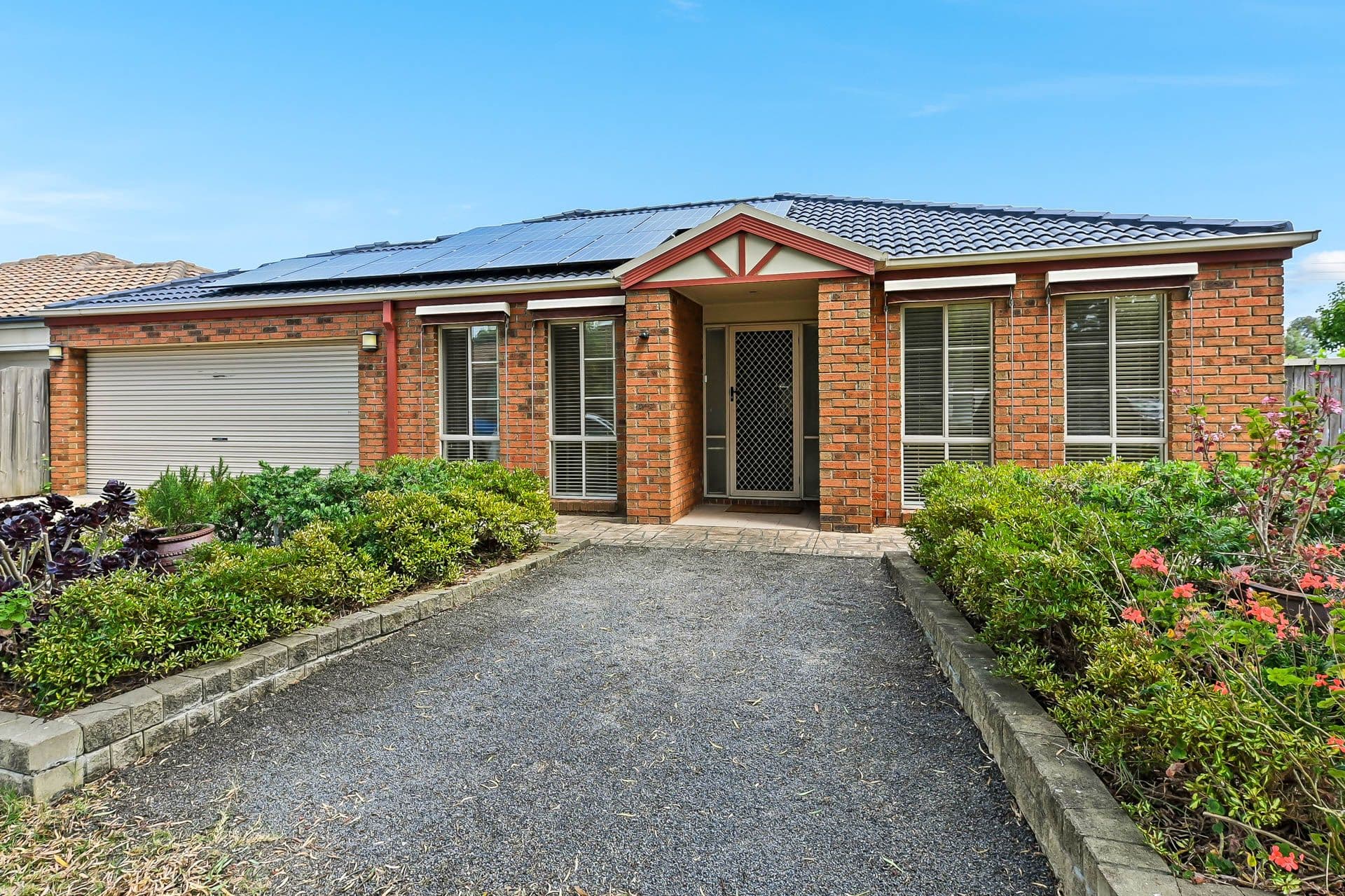 1 Clocktower Court, Berwick VIC 3806, Berwick - Thumbnail 2