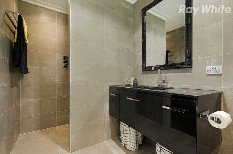 23 Sandra Court, Knoxfield VIC 3180, Knoxfield - Thumbnail 4