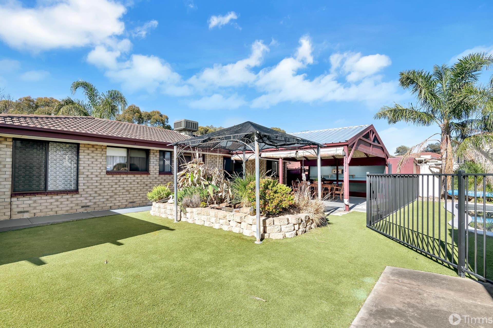 23 Coorumbena Crescent, Morphett Vale - Thumbnail 3