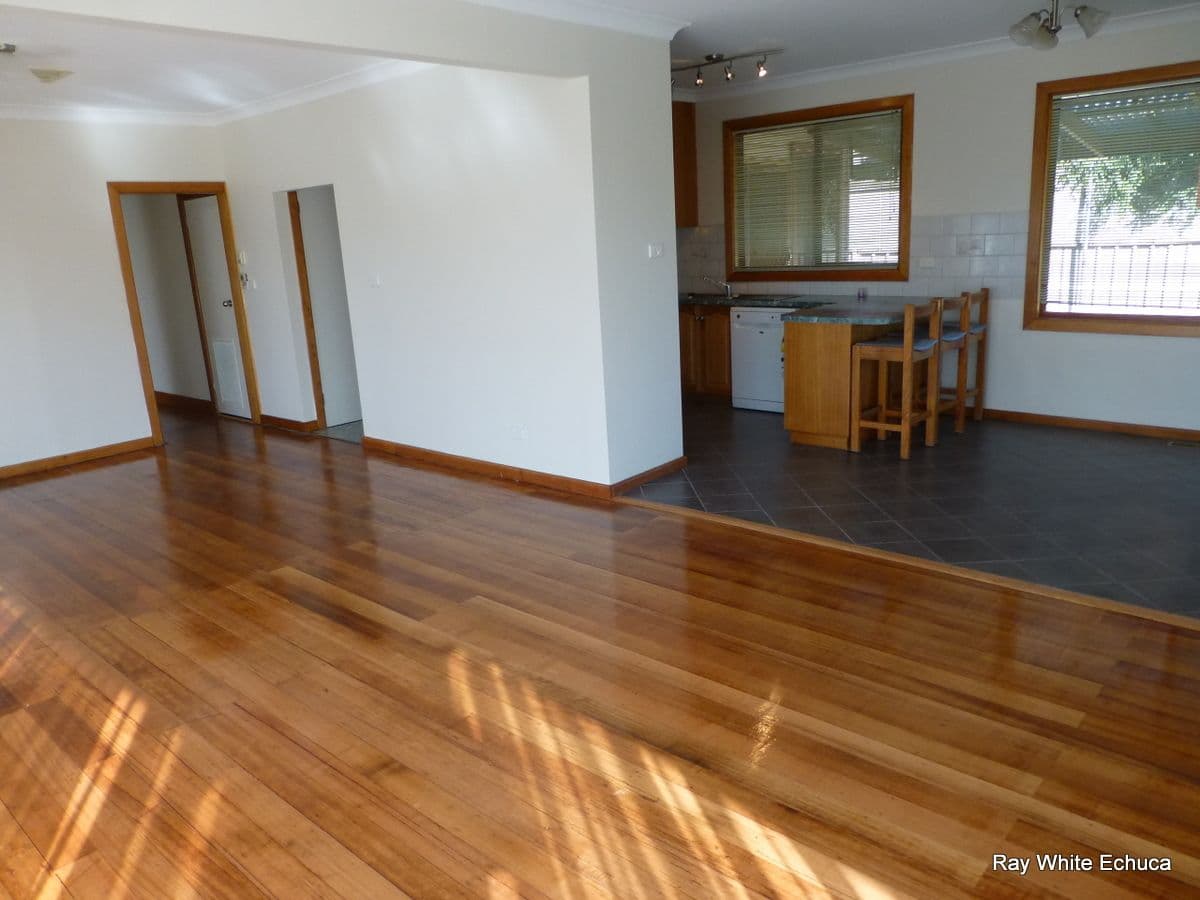 1 Pascoe Street, ECHUCA VIC 3564, Echuca - Thumbnail 2