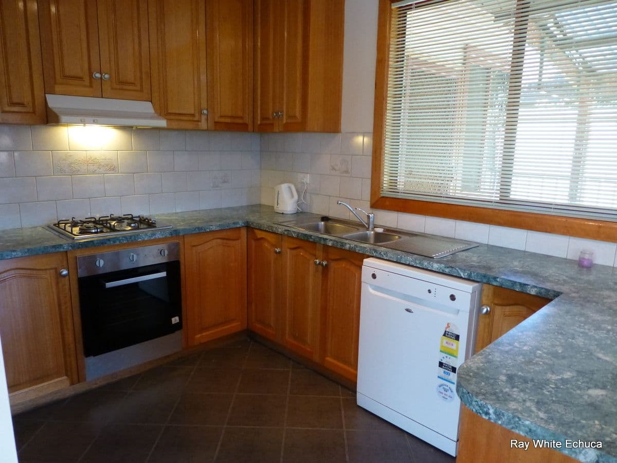 1 Pascoe Street, ECHUCA VIC 3564, Echuca - Thumbnail 6