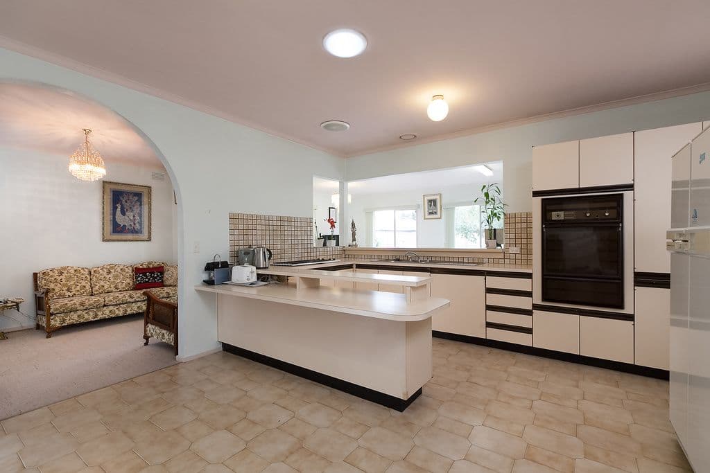 4 Holburn Way, EPPING VIC 3076, Epping - Thumbnail 2
