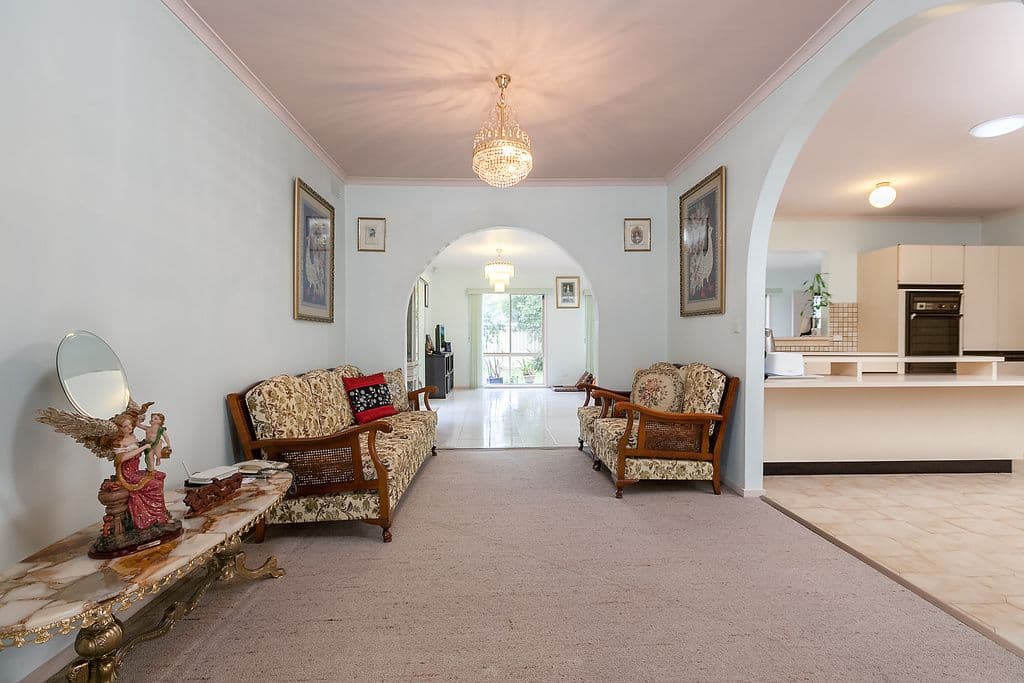4 Holburn Way, EPPING VIC 3076, Epping - Thumbnail 4