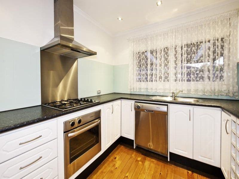18-20 Greenhills Road, BUNDOORA VIC 3083, Bundoora - Thumbnail 2
