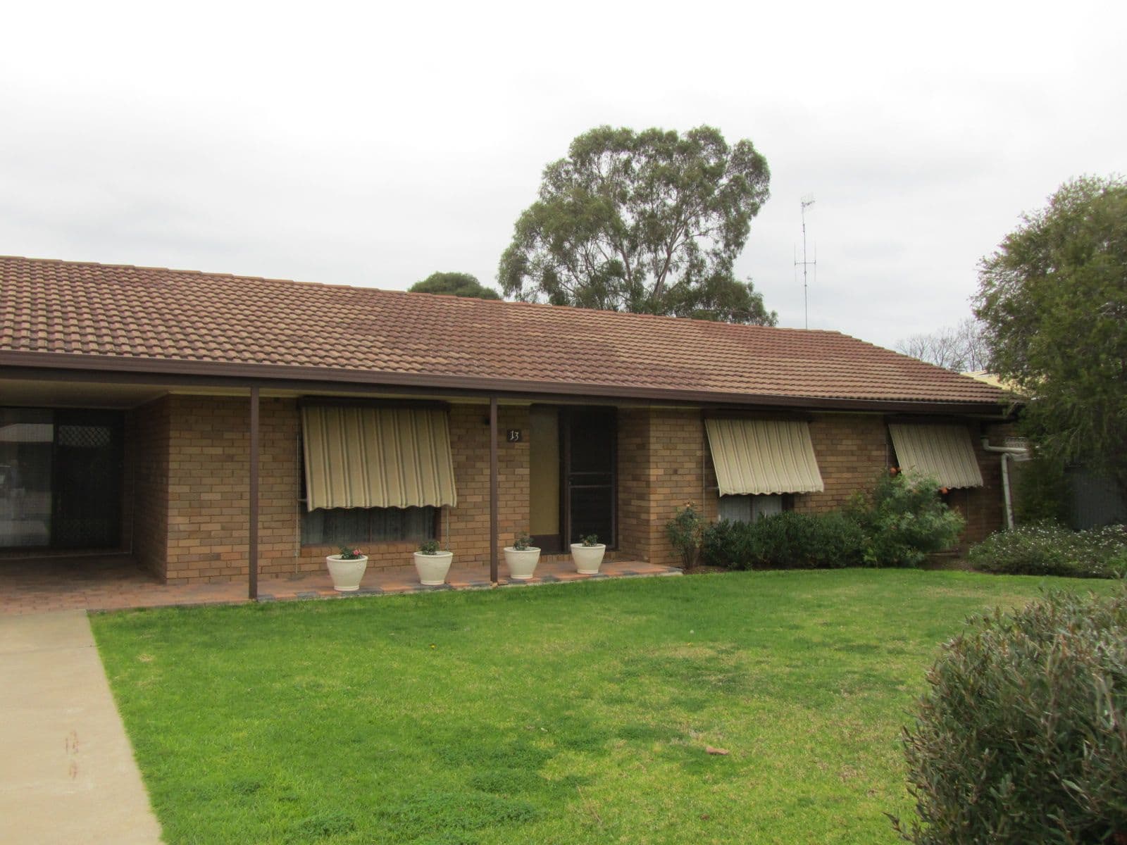 13 Mazamet Court, Deniliquin - Image 1