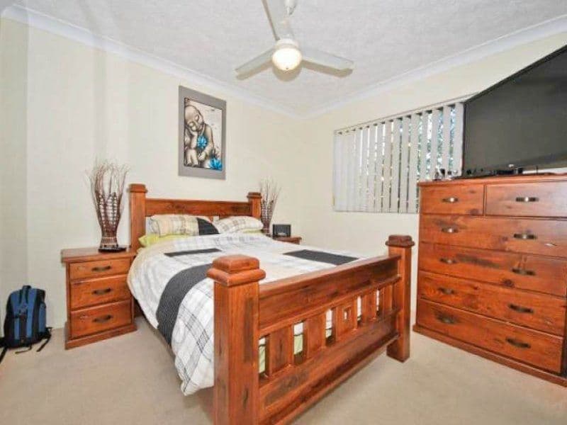6 "Villa Mermaide" 2340 Gold Coast Highway, Mermaid Beach QLD 4218, Mermaid Beach - Thumbnail 5