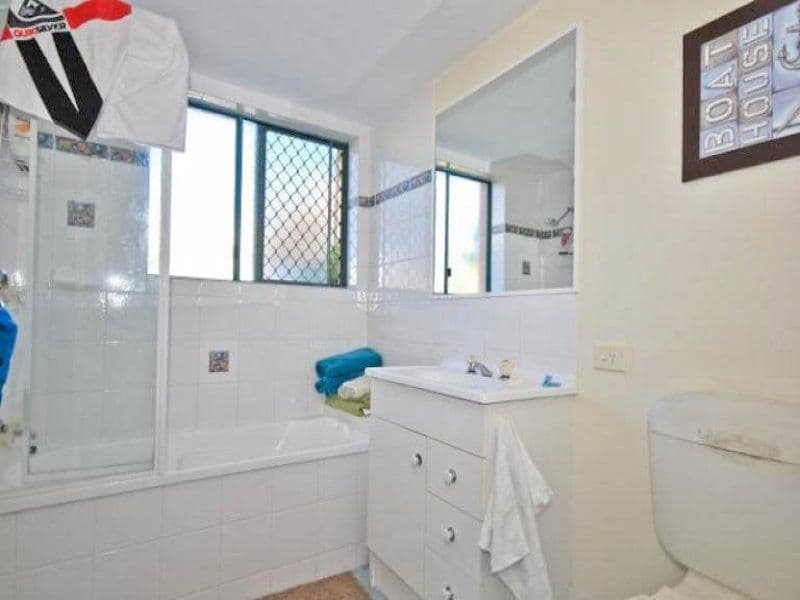 6 "Villa Mermaide" 2340 Gold Coast Highway, Mermaid Beach QLD 4218, Mermaid Beach - Thumbnail 7