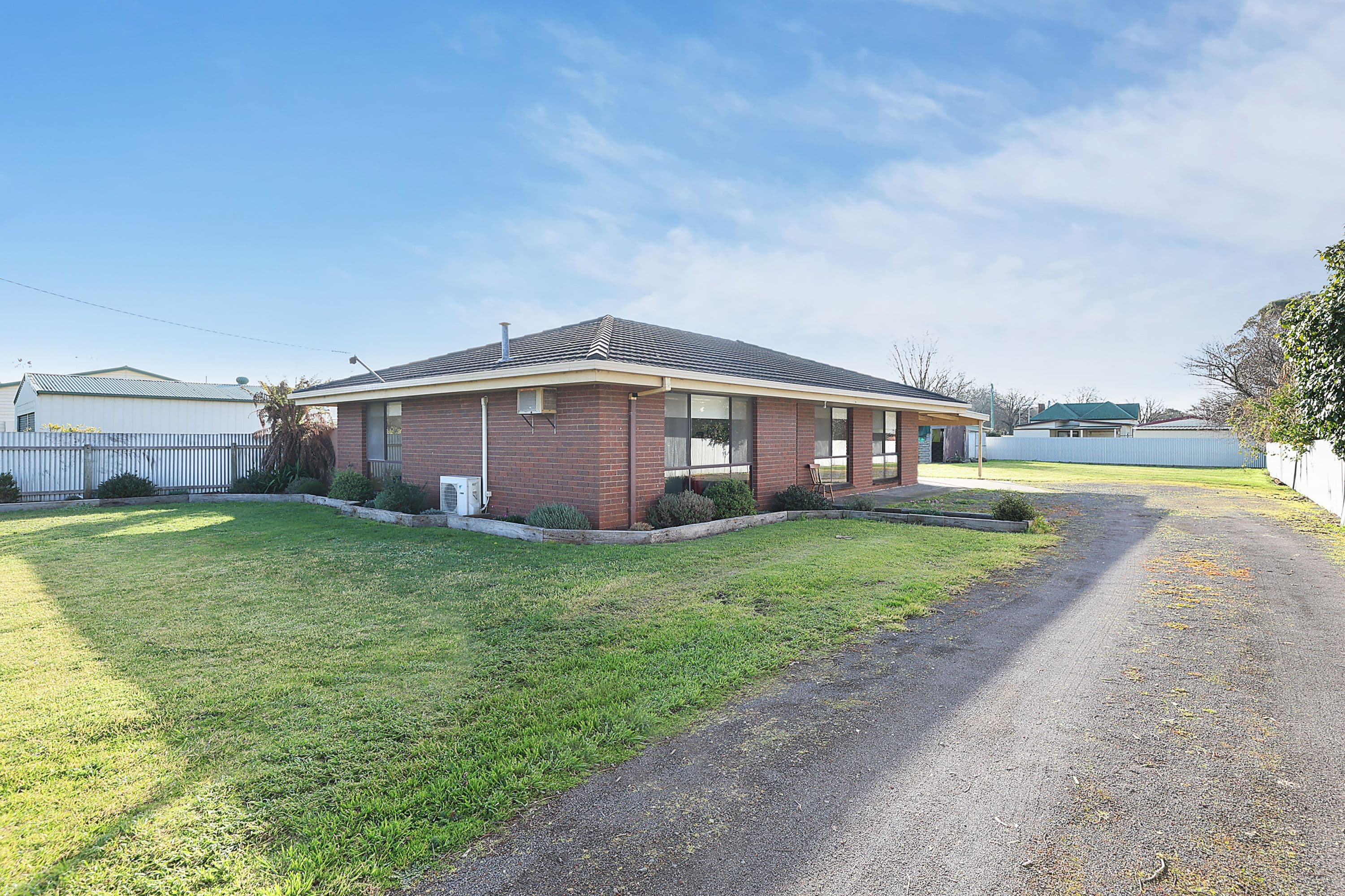 30 Holden Street, Camperdown VIC 3260, Camperdown - Thumbnail 2