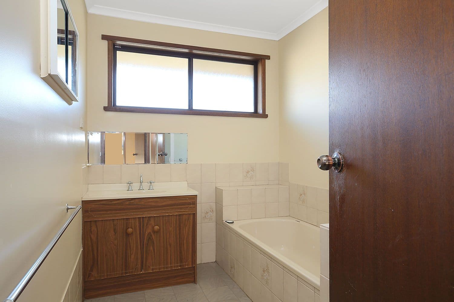 30 Holden Street, Camperdown VIC 3260, Camperdown - Thumbnail 7