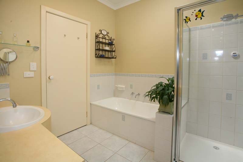 11 Coolac Street, CHADSTONE VIC 3148, Chadstone - Thumbnail 5