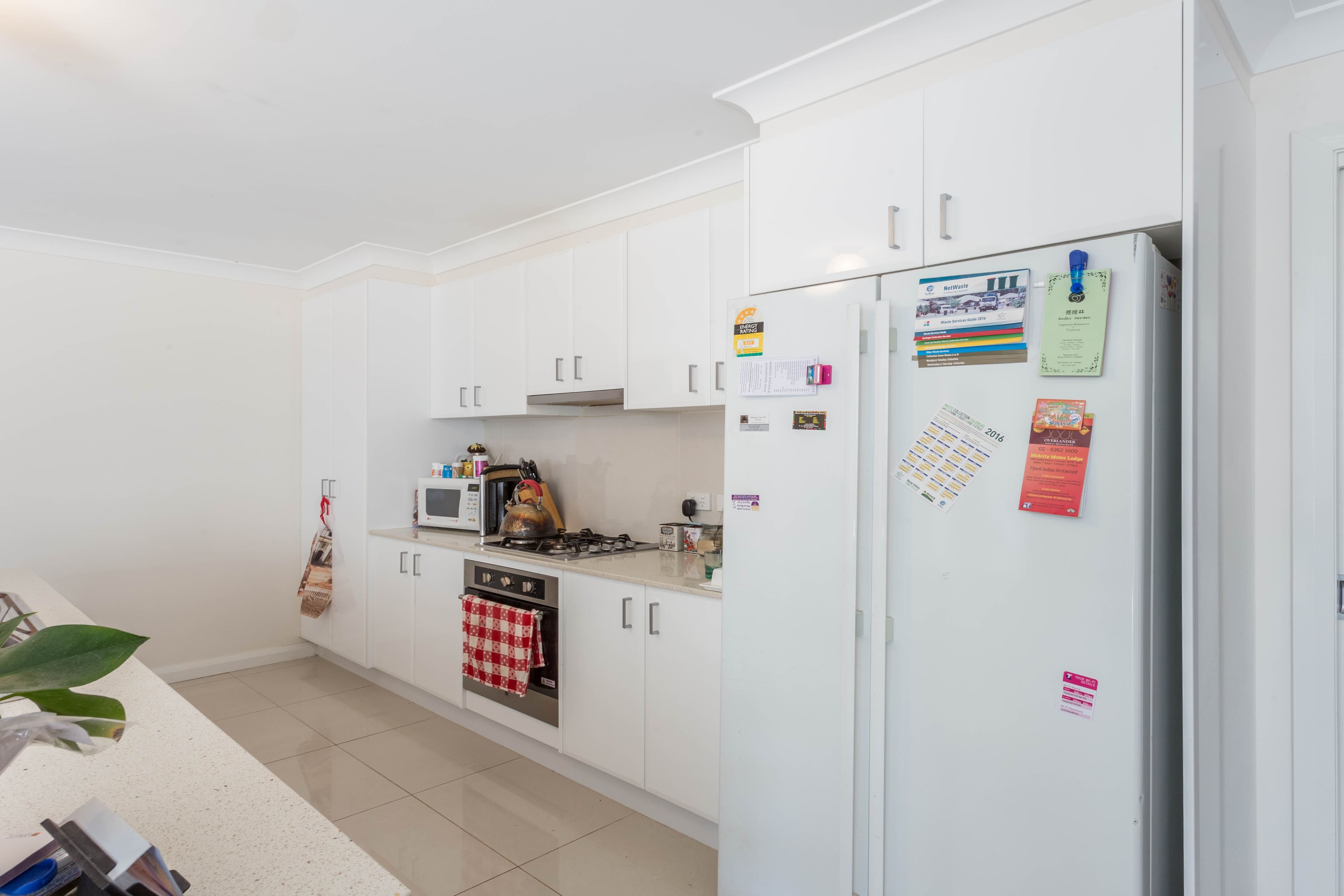 13 Turquoise Way, Orange - Thumbnail 3