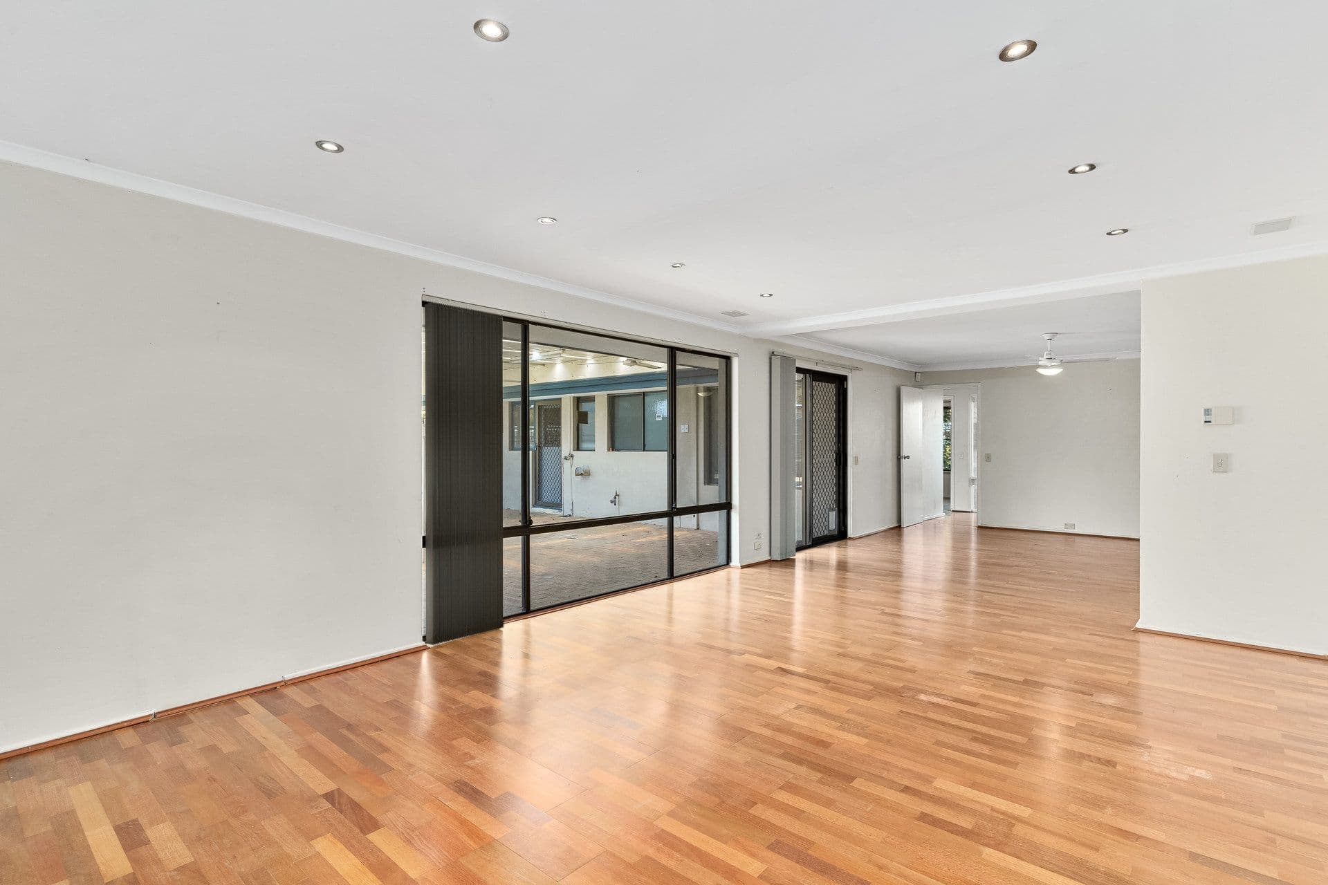 19 Booligal Street, Lesmurdie WA 6076, Lesmurdie - Thumbnail 8
