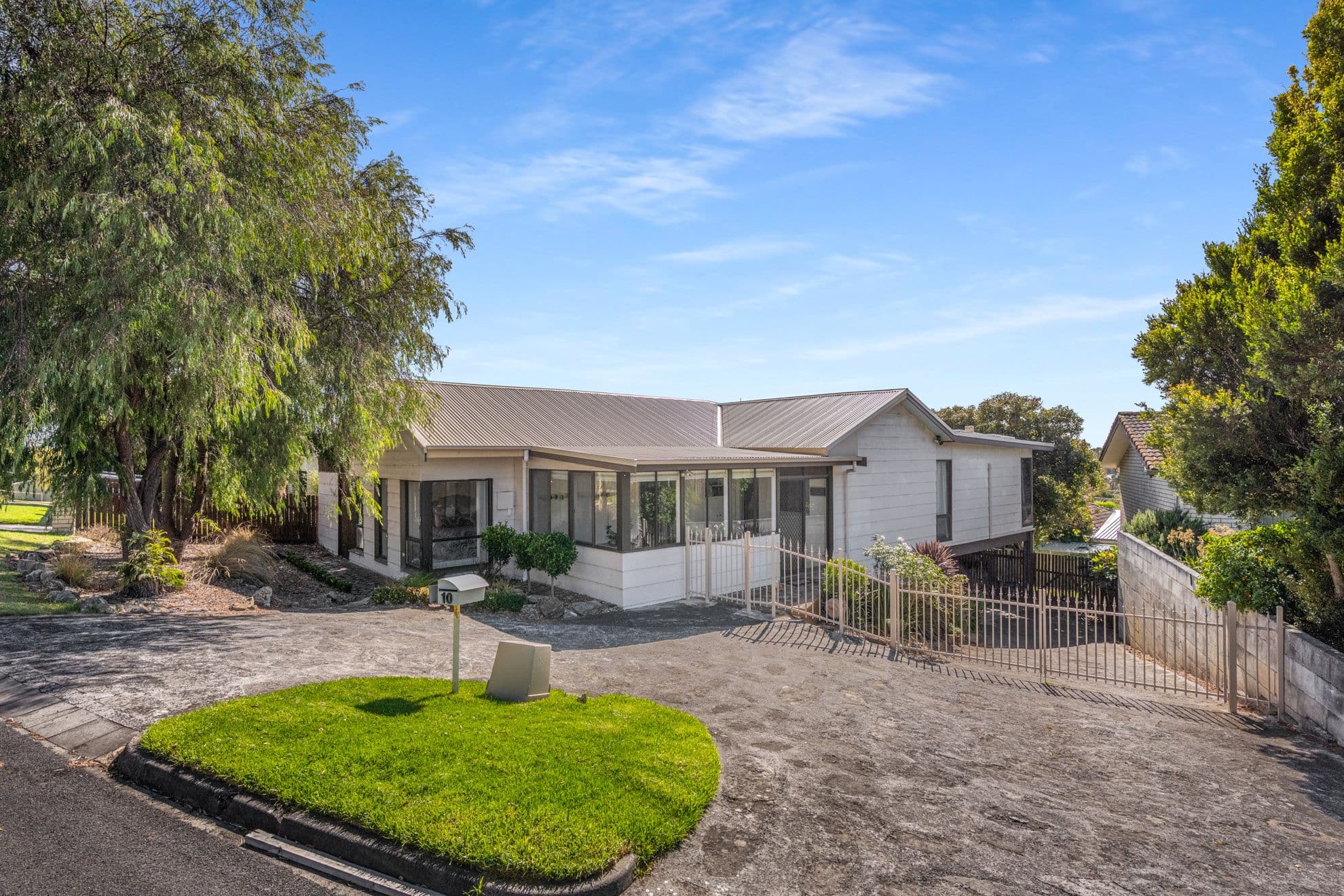 10 Kalimna Crescent, Mount Gambier SA 5290, Mount Gambier - Thumbnail 2