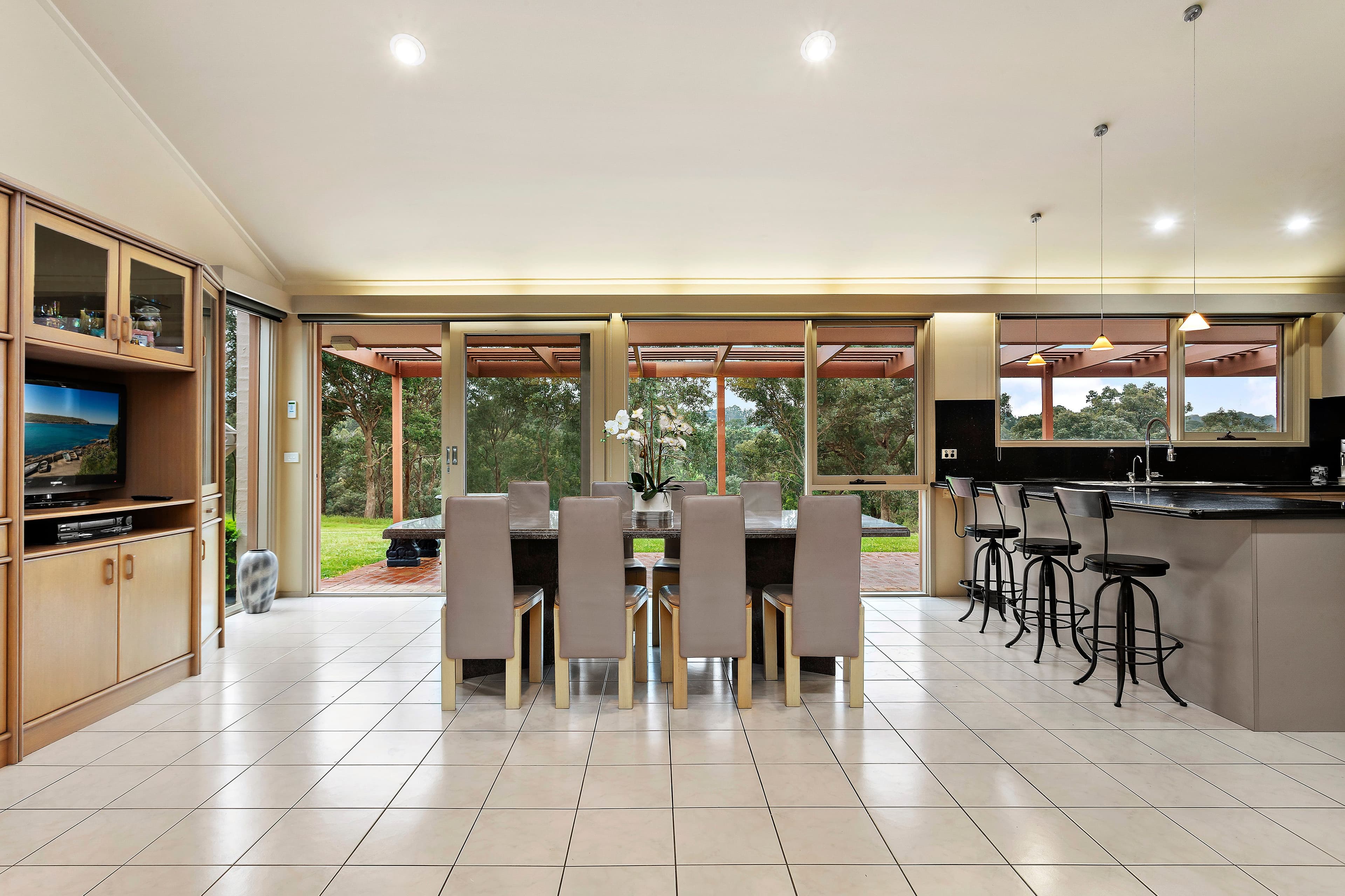 17 Robbies Road, Yarrambat VIC 3091, Yarrambat - Thumbnail 6