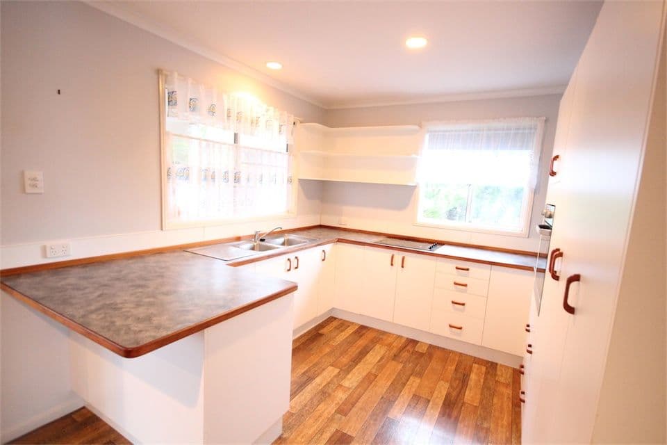11 Muldoon, EIMEO QLD 4740, Eimeo - Thumbnail 5