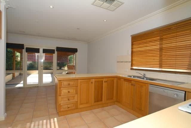 9 Cassell Street, WERRIBEE VIC 3030, Werribee - Thumbnail 3