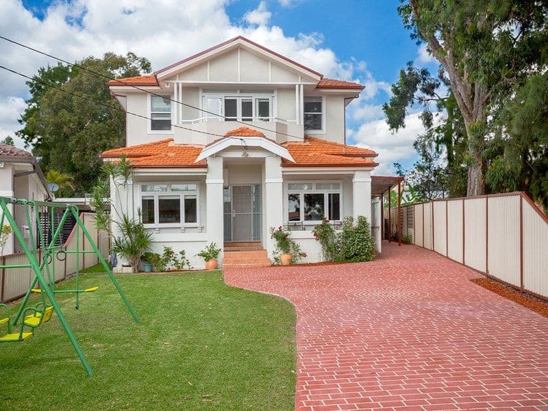 33 Saxon Street, Belfield, Belfield - Image 1