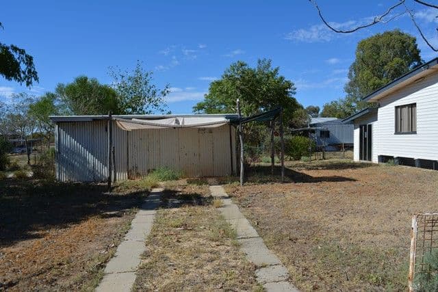 3 Leek Street, Blackall QLD 4472, Blackall - Thumbnail 2