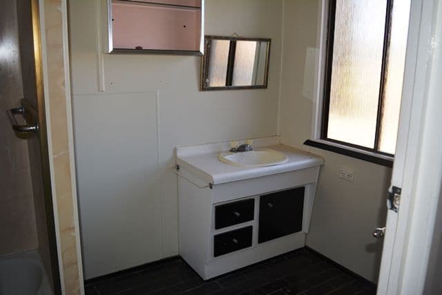 3 Leek Street, Blackall QLD 4472, Blackall - Thumbnail 8