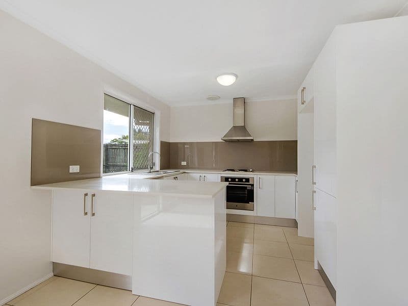 17 Cumberland Drive, VARSITY LAKES QLD 4227, Varsity Lakes - Image 1