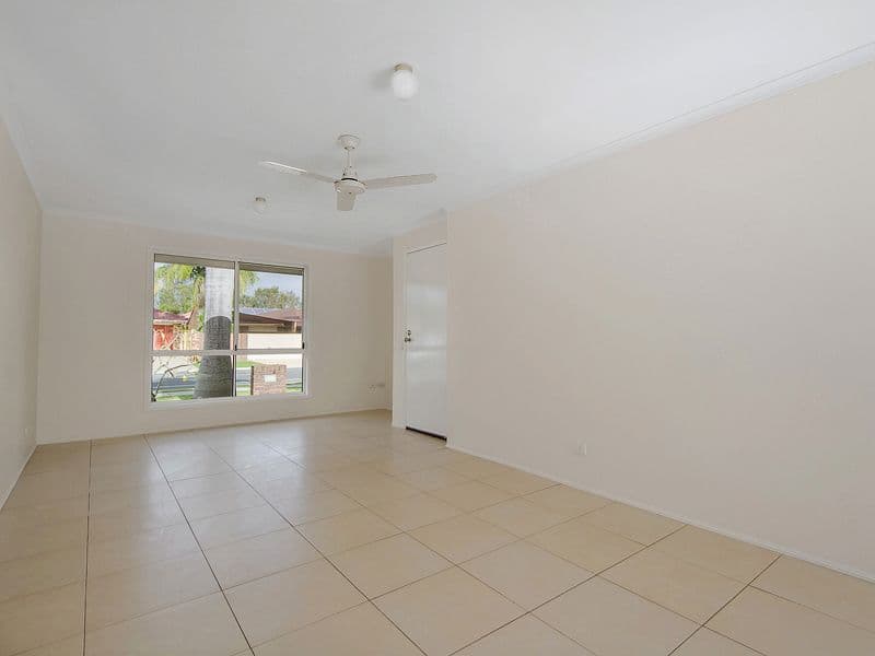 17 Cumberland Drive, VARSITY LAKES QLD 4227, Varsity Lakes - Thumbnail 4