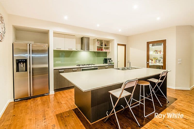 24 Everlasting Boulevard, Cranbourne West VIC 3977, Cranbourne West - Thumbnail 3