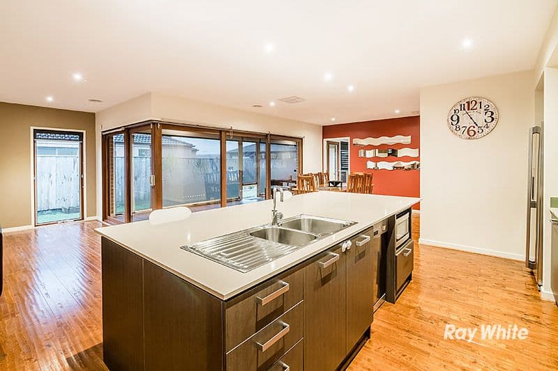 24 Everlasting Boulevard, Cranbourne West VIC 3977, Cranbourne West - Thumbnail 4