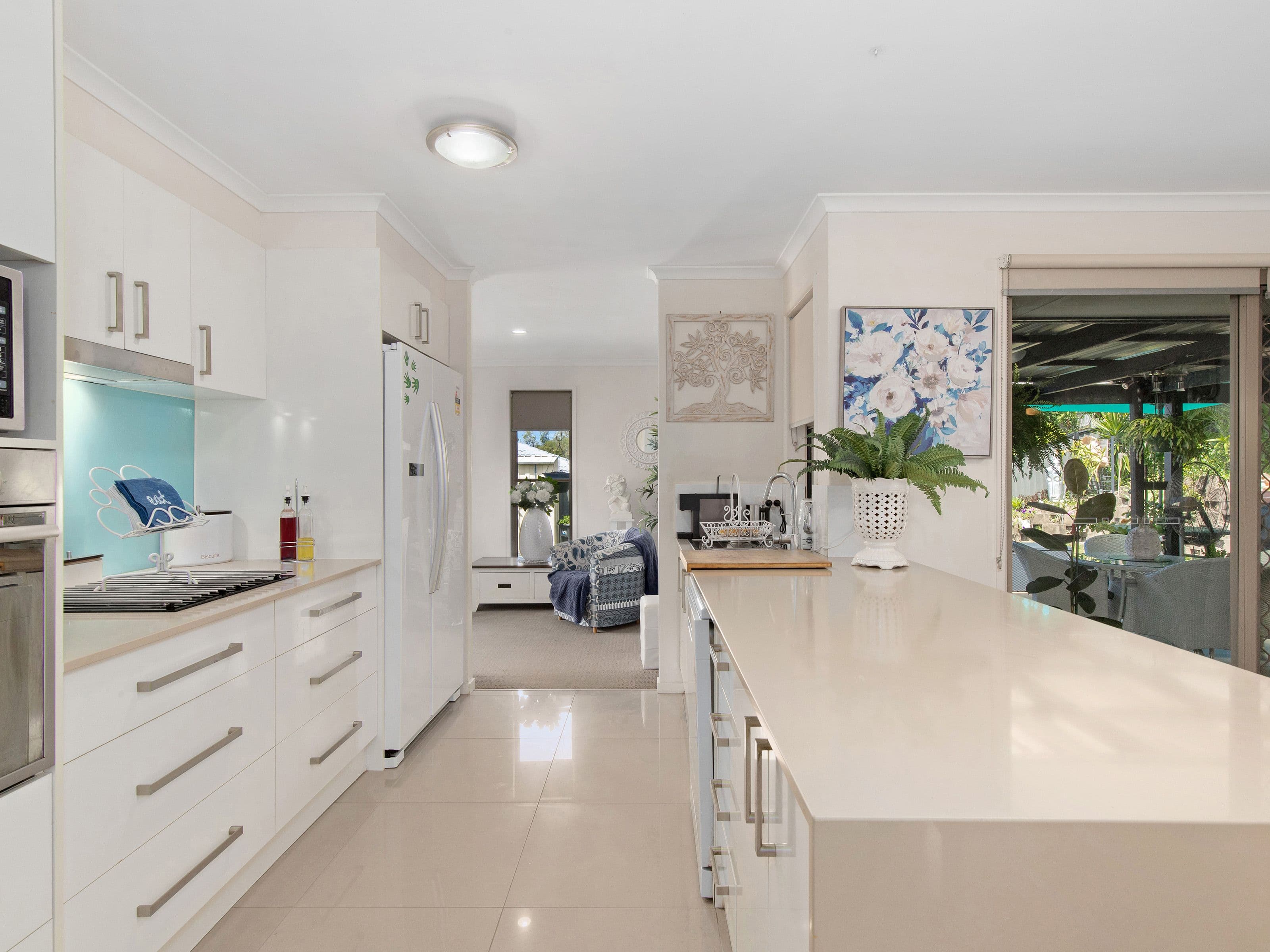 16 Village Way, Oxenford QLD 4210, Oxenford - Thumbnail 5