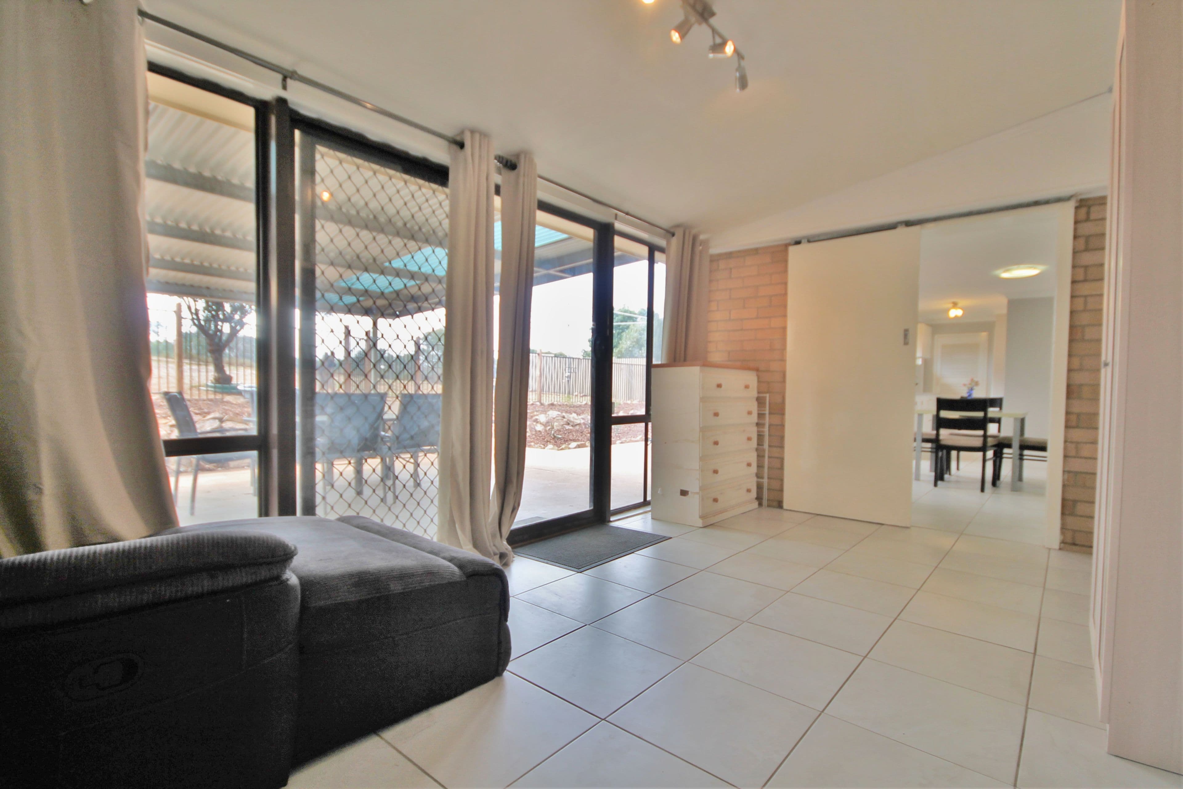 3 Fontenoy Street, Young - Thumbnail 6