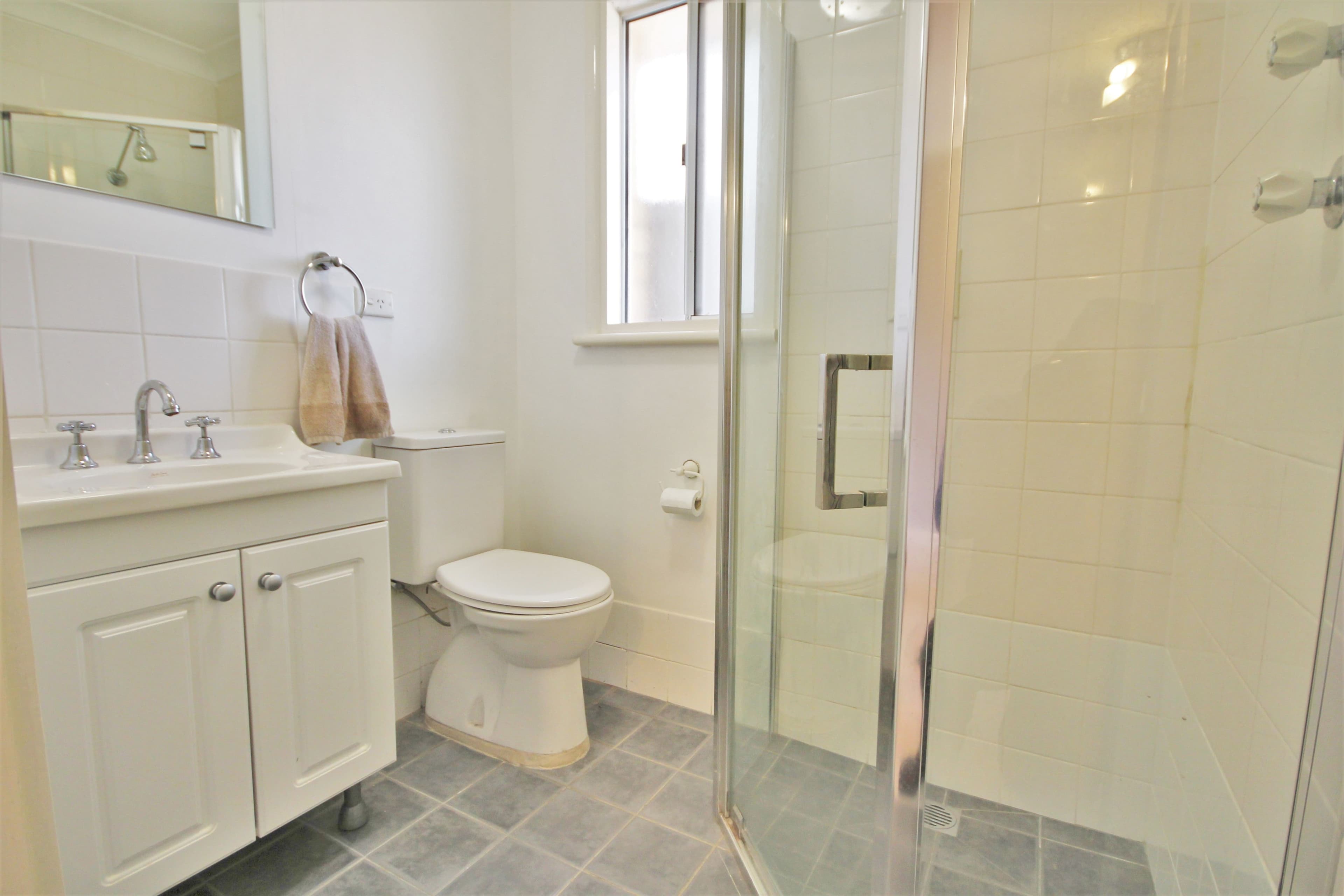 3 Fontenoy Street, Young - Thumbnail 8