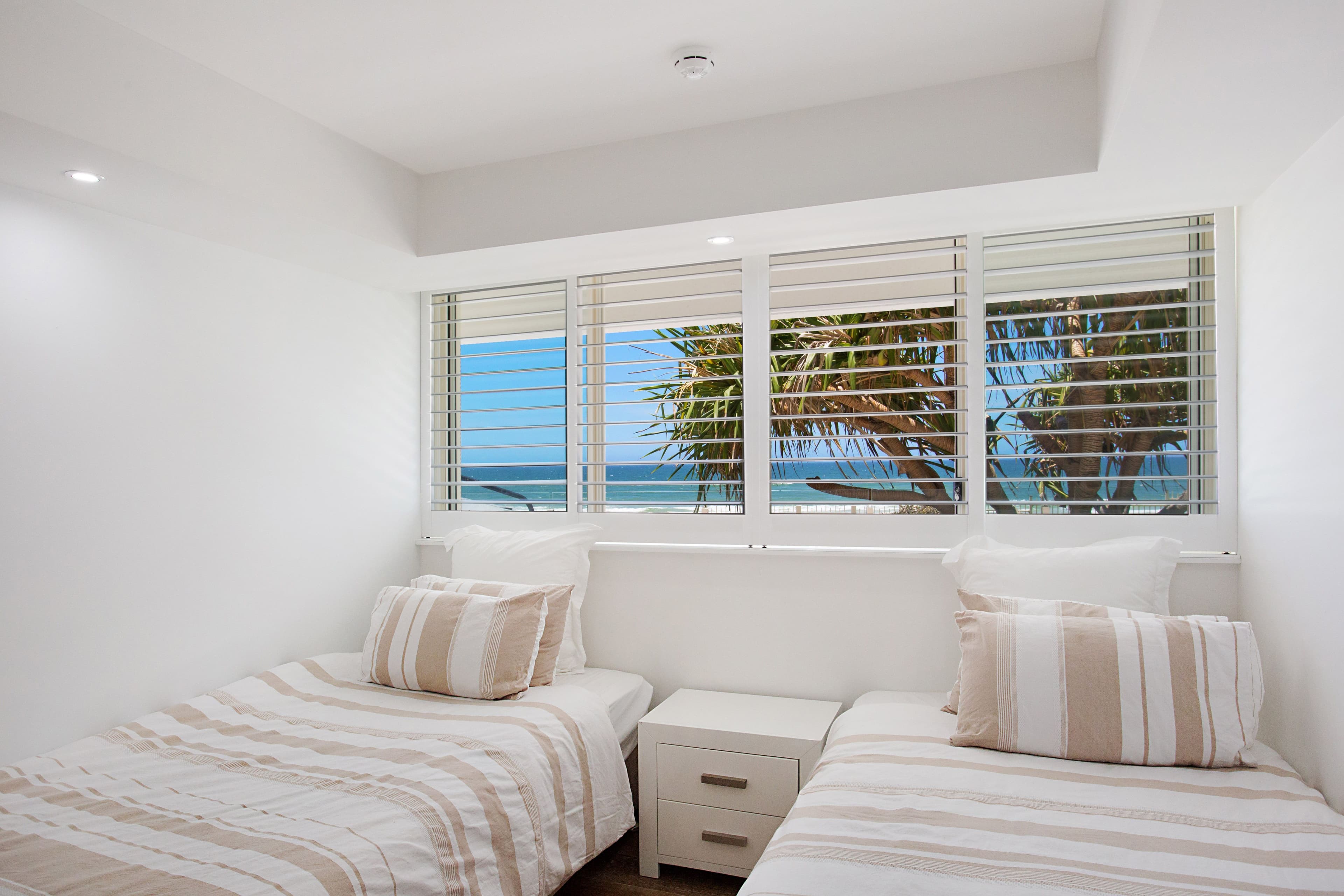 2 'Viscount Towers' 1 First Avenue, Surfers Paradise QLD 4217, Surfers Paradise - Thumbnail 8