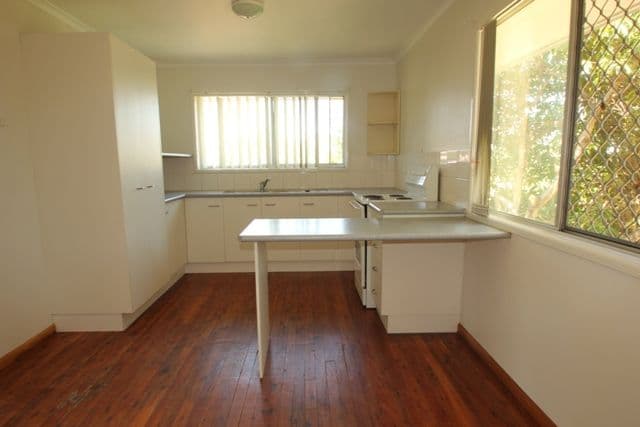141 Shailer Road, SHAILER PARK QLD 4128, Shailer Park - Thumbnail 4