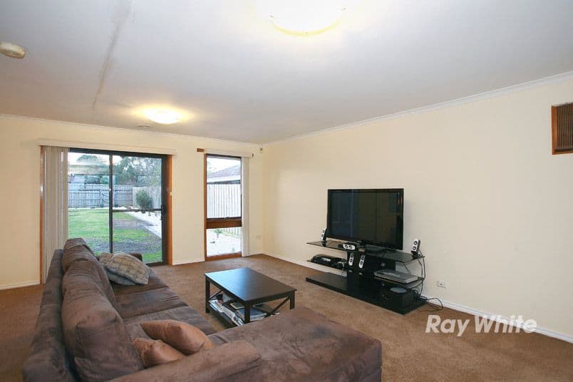 9 Aldridge Street, ENDEAVOUR HILLS VIC 3802, Endeavour Hills - Thumbnail 6