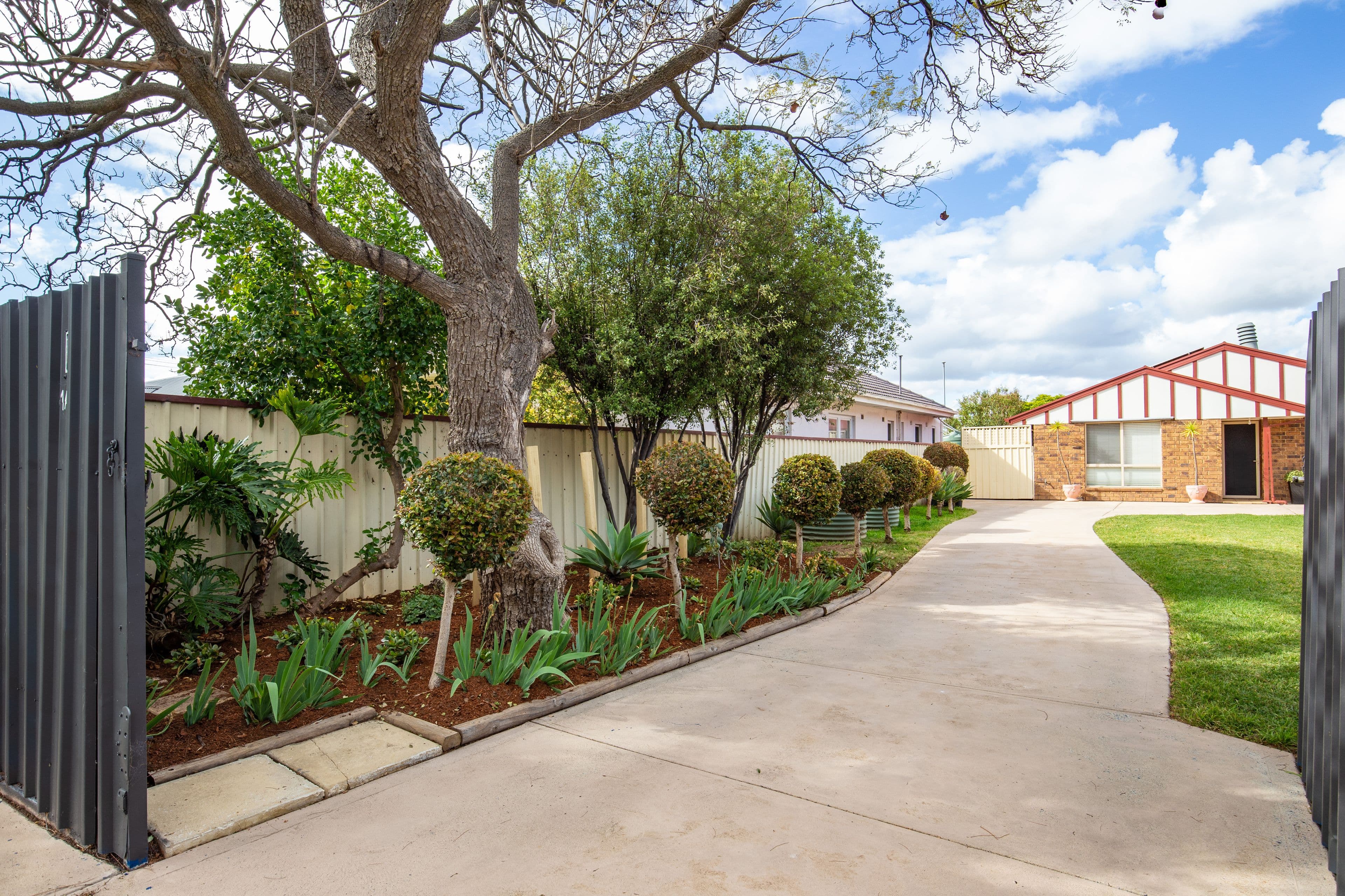 1A Beauford Avenue, Marion SA 5043, Marion - Thumbnail 2