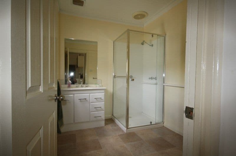 36 Queen Street, Rochester VIC 3561, Rochester - Thumbnail 6