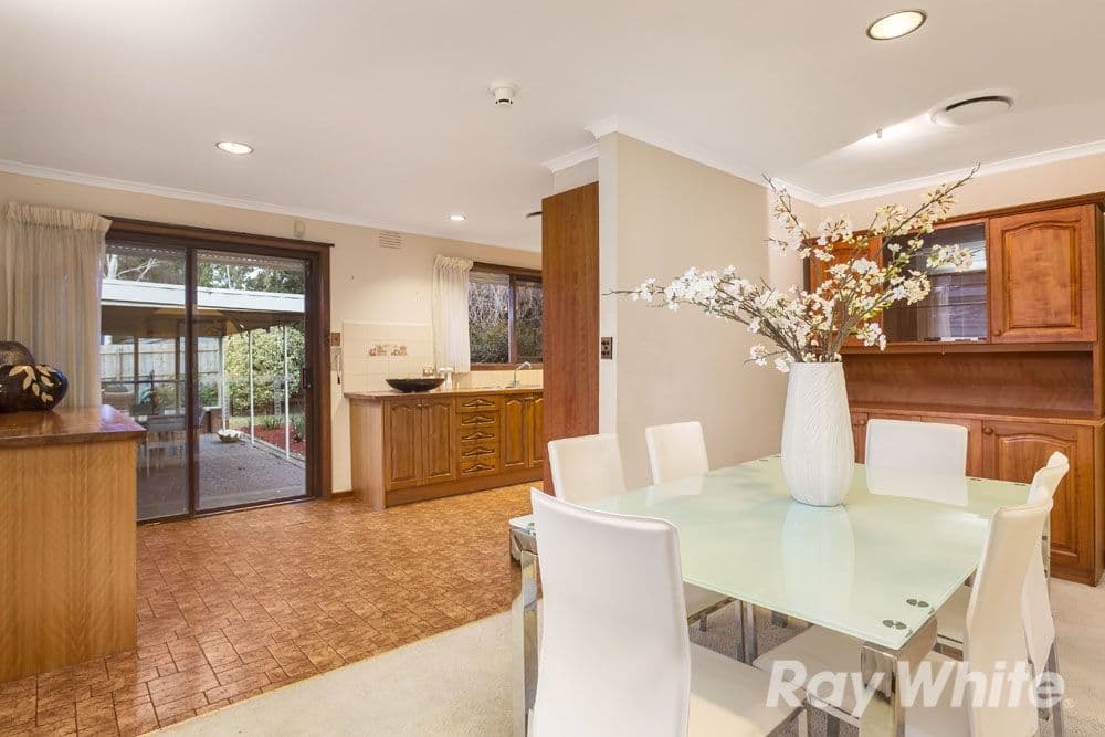 24 Nicholls Street, Macleod VIC 3085, Macleod - Thumbnail 4