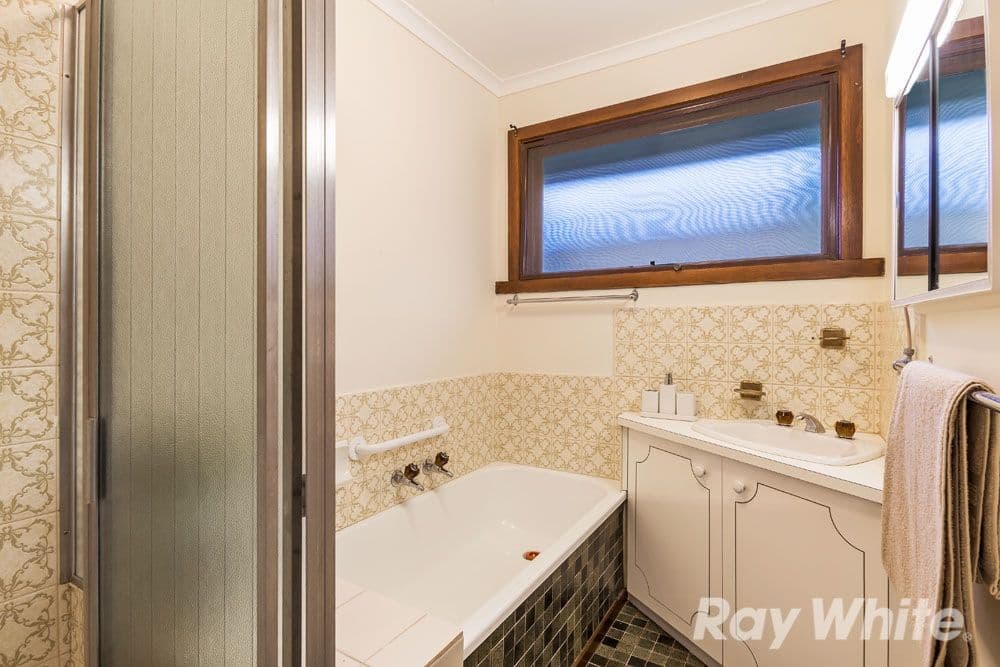 24 Nicholls Street, Macleod VIC 3085, Macleod - Thumbnail 8