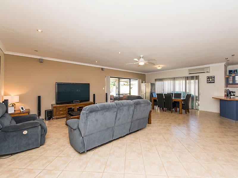 32 Baycliff Turn, Waikiki WA 6169, Waikiki - Thumbnail 8