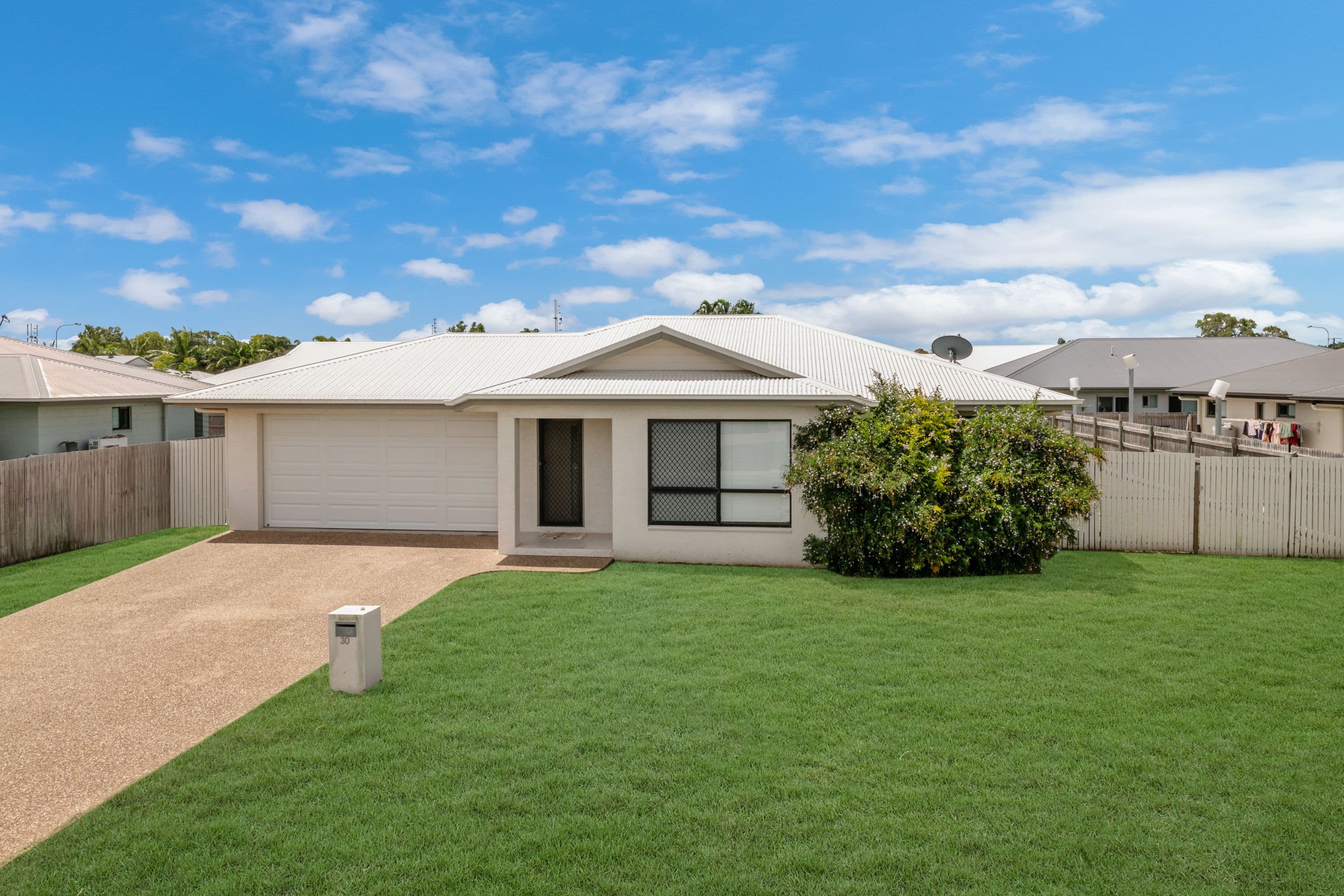 30 Heather Avenue, Rasmussen QLD 4815, Rasmussen - Image 1