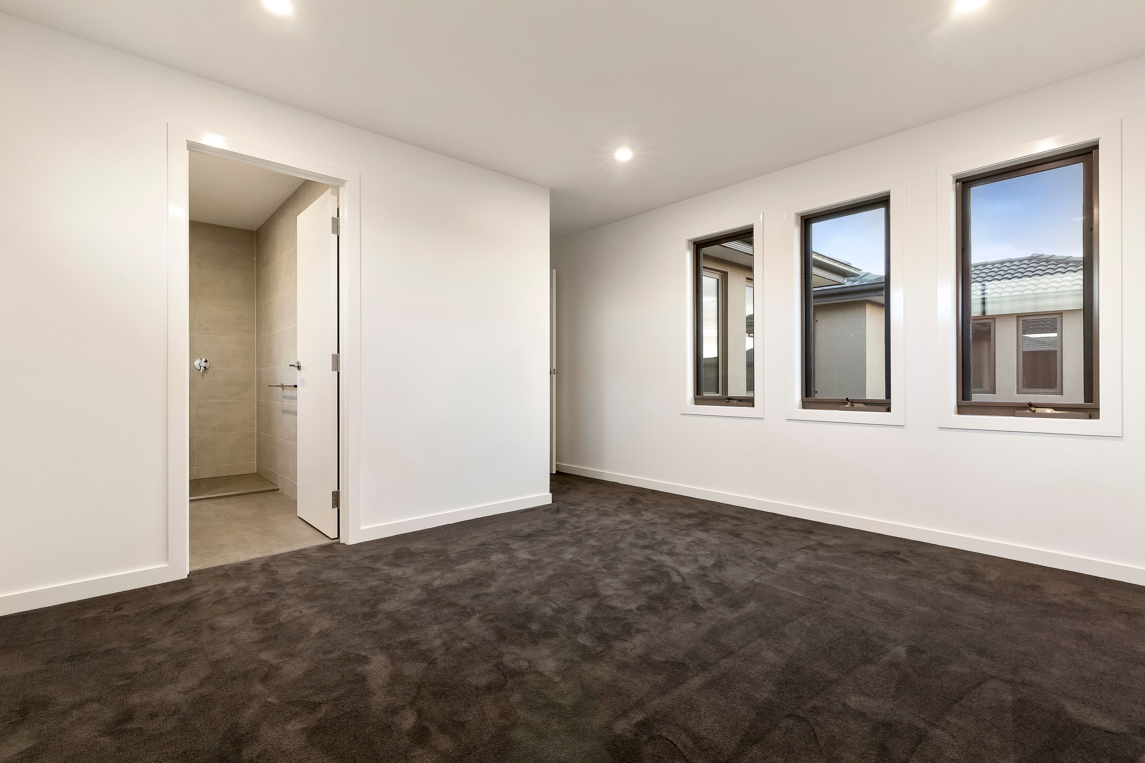 12 Burns Avenue, Clayton South VIC 3169, Clayton South - Thumbnail 4