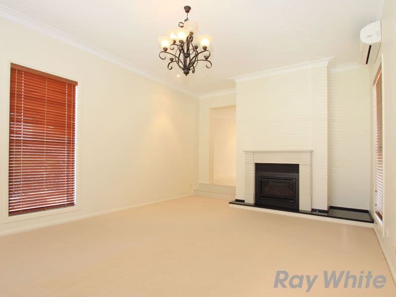 28 Constellation Crescent, BRIDGEMAN DOWNS QLD 4035, Bridgeman Downs - Thumbnail 5