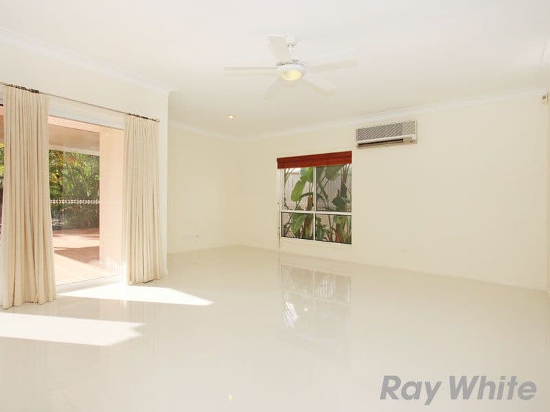 28 Constellation Crescent, BRIDGEMAN DOWNS QLD 4035, Bridgeman Downs - Thumbnail 6