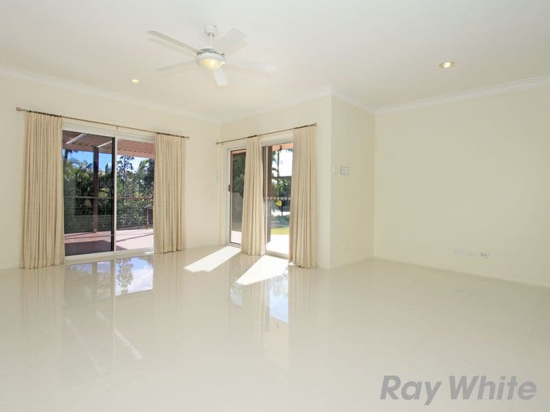 28 Constellation Crescent, BRIDGEMAN DOWNS QLD 4035, Bridgeman Downs - Thumbnail 7
