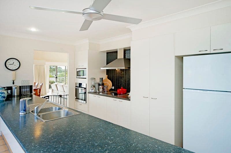 6 Pearson Close, ARUNDEL QLD 4214, Arundel - Thumbnail 7