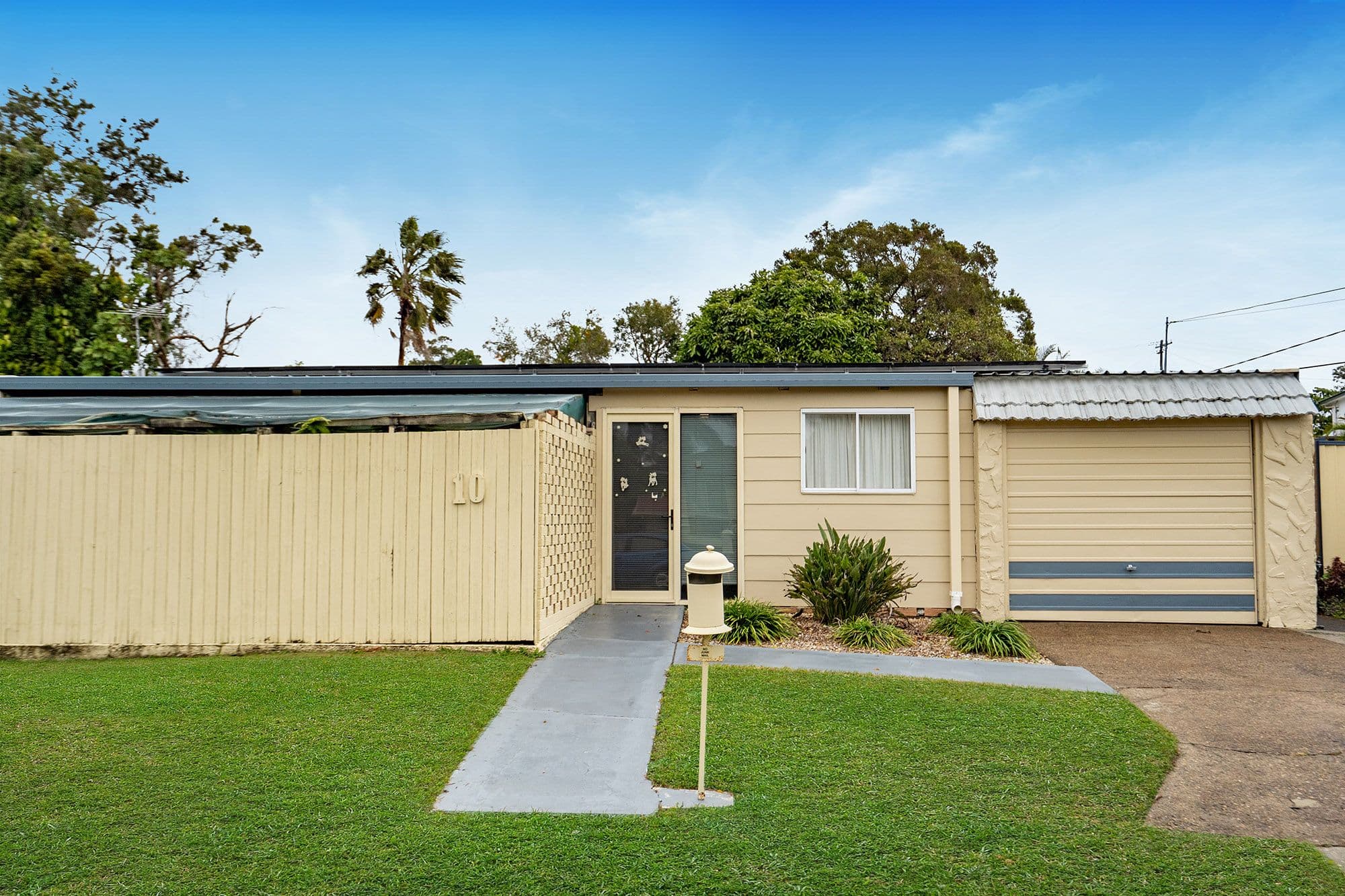 10 Ewinga Street, Kingston QLD 4114, Kingston - Image 1