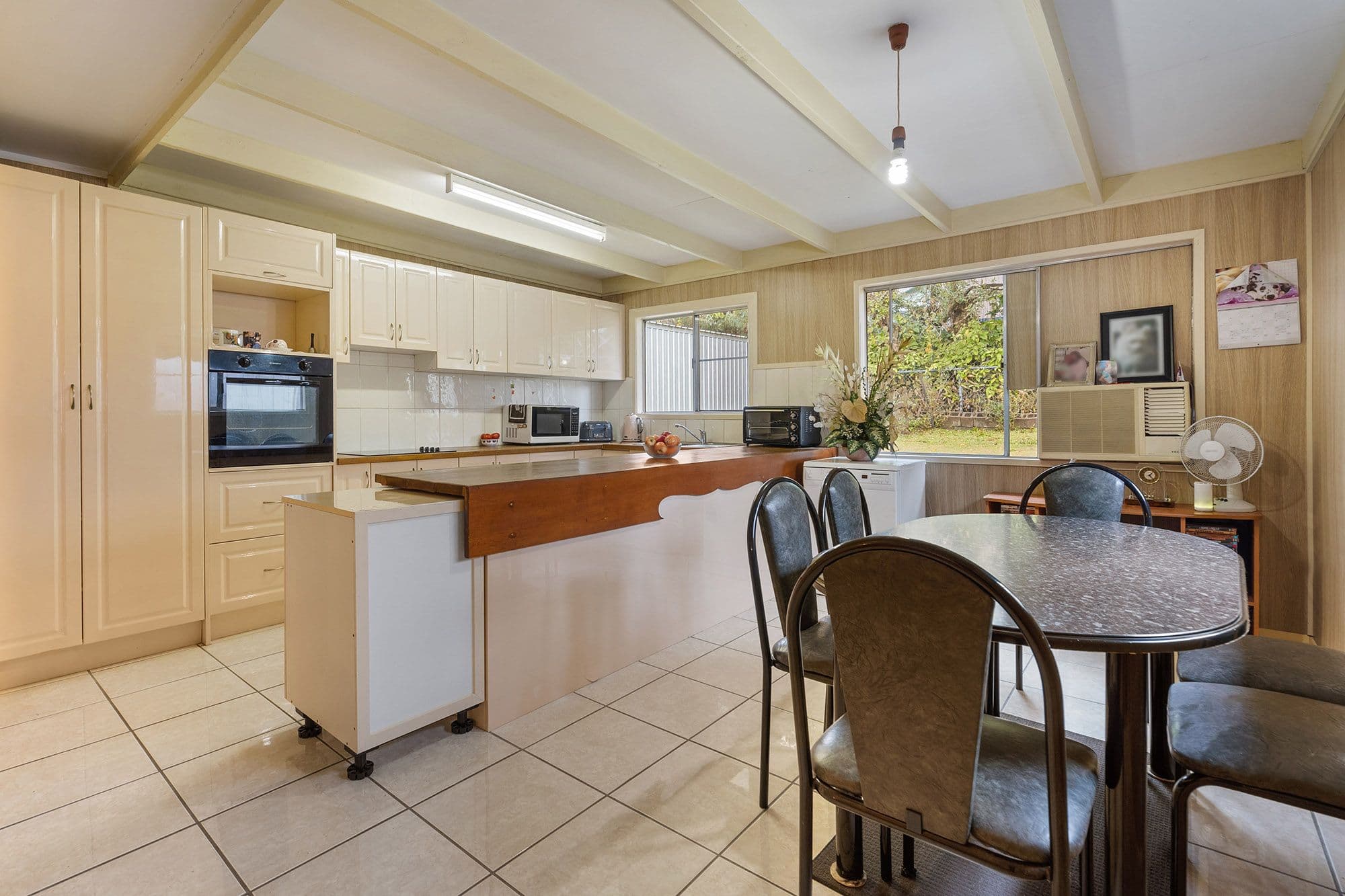 10 Ewinga Street, Kingston QLD 4114, Kingston - Thumbnail 5