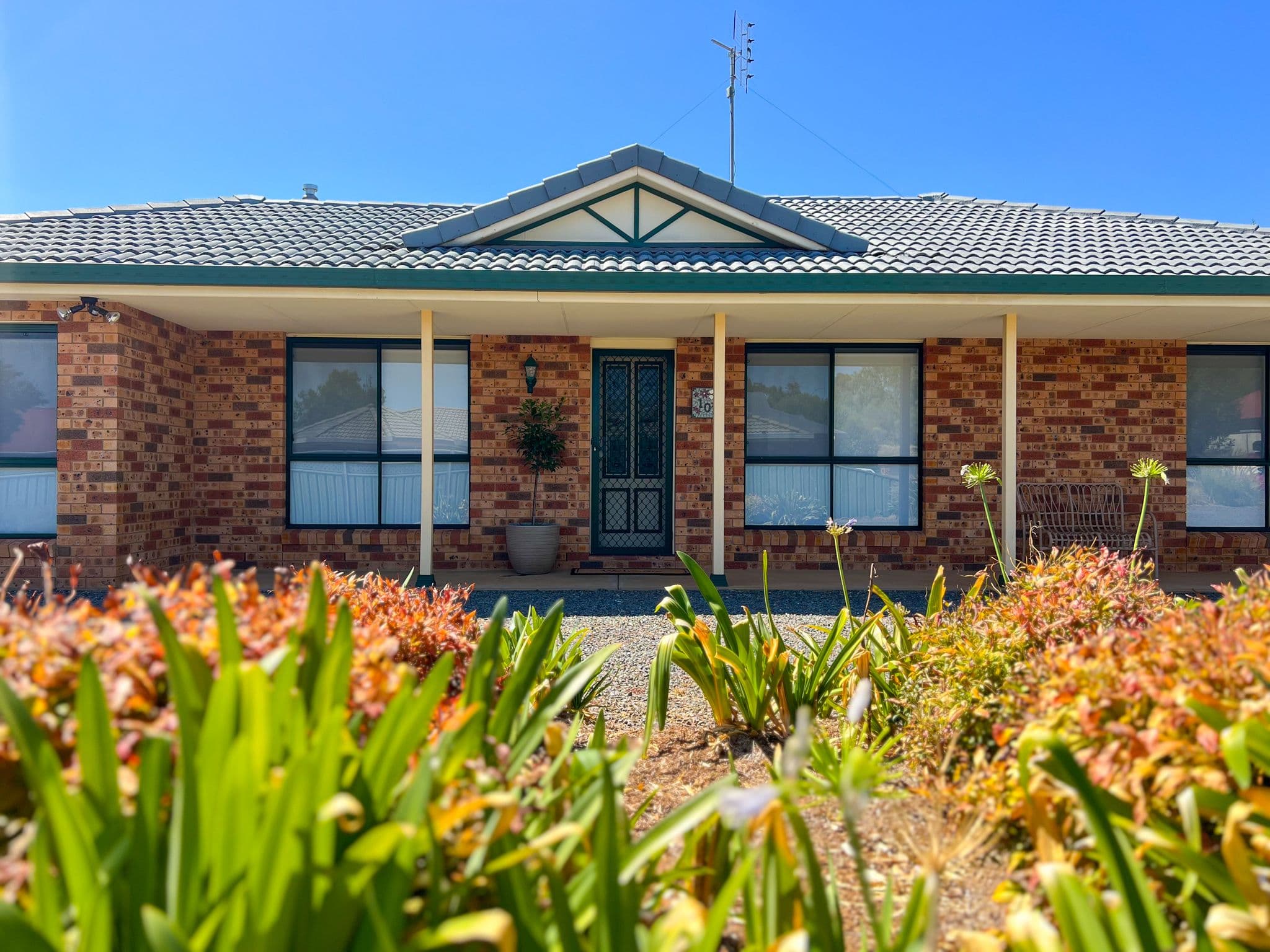 10 Hazelbank Avenue, Parkes NSW 2870, Parkes - Thumbnail 3