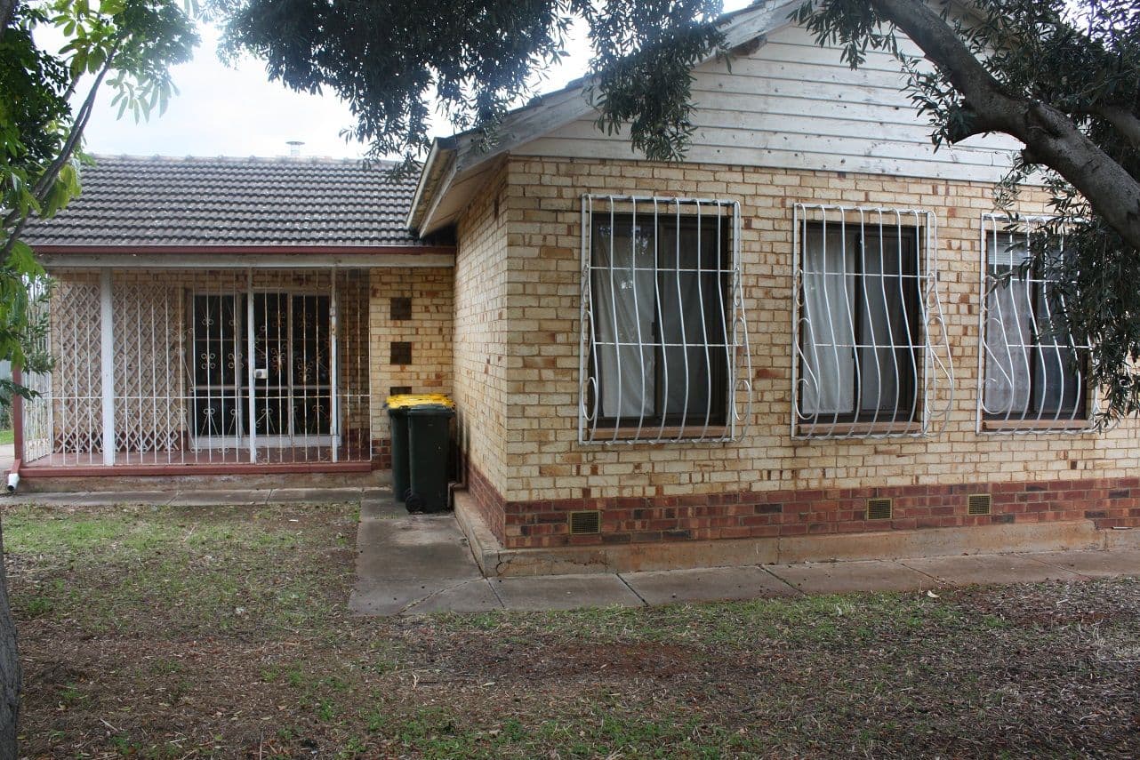 32 Tolmer Road, Elizabeth Park SA 5113, Elizabeth Park - Image 1