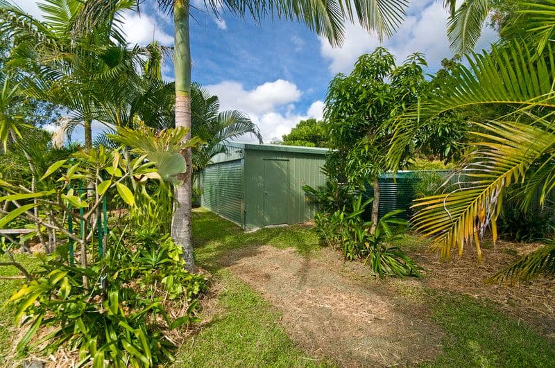 37 Aethalia Street, CURRUMBIN WATERS QLD 4223, Currumbin Waters - Thumbnail 4